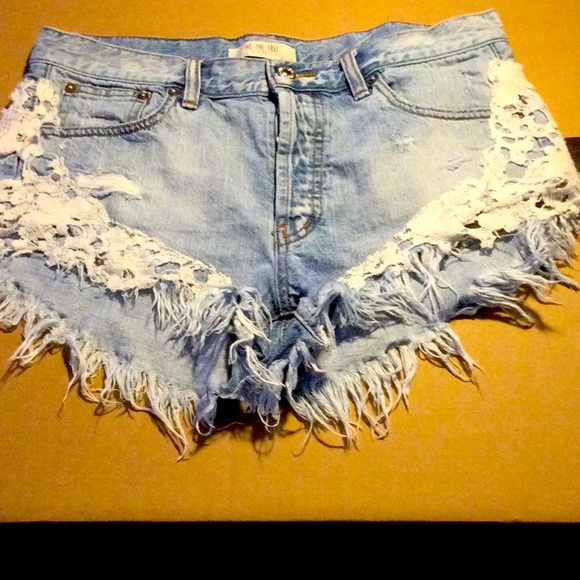 We The Free Good Vibes Lace Shorts - Picture 5 of 12